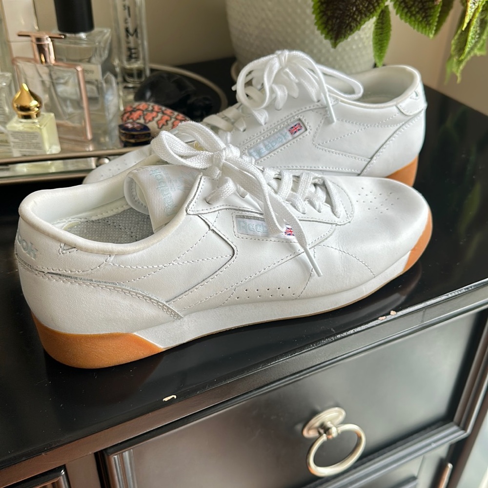 Reebok Women's Princess Sneaker Size 9